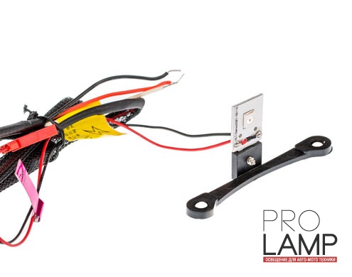 Светодиодная подсветка линз Devil Eye (красная) — OPTIMA Devil Eye Red D2S D1S 2